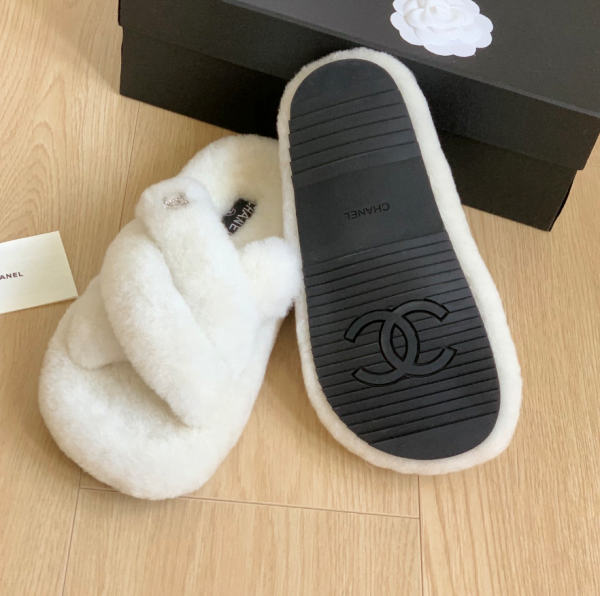 Women Fluffette scuffita slipper